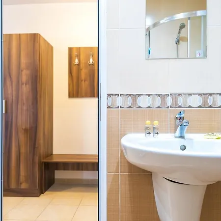 Admiral Plaza Premium Апартамент