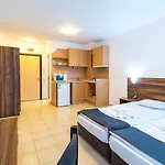 Admiral Plaza Premium Lejlighed