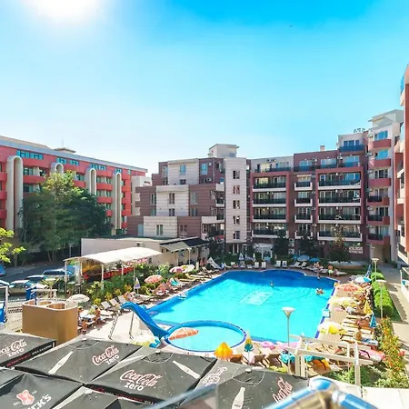 In Admiral Plaza Apartament *