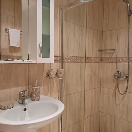 Admiral Plaza Premium Apartman *